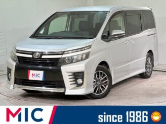 トヨタ ヴォクシー ZS/月14,300円(2014年式/52,000km)のカーリース